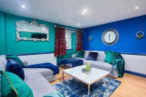 Stunning Edinburgh Duplexes Sleeps 16